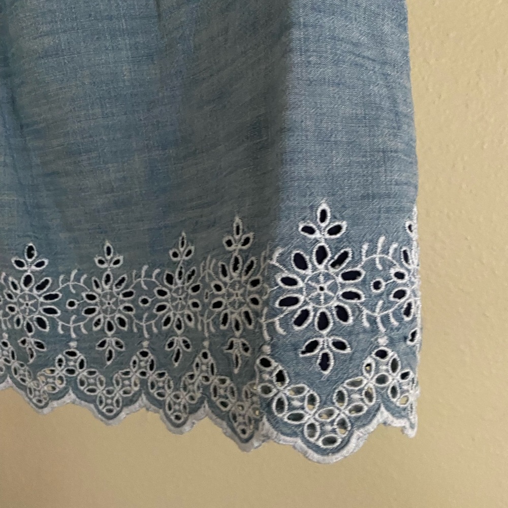 Girls Chambray Eyelet Blouse - Picture 4 of 7